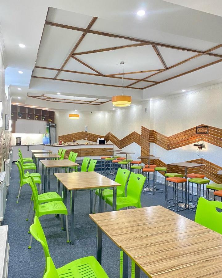 Caravan Hotel 카라콜 외부 사진